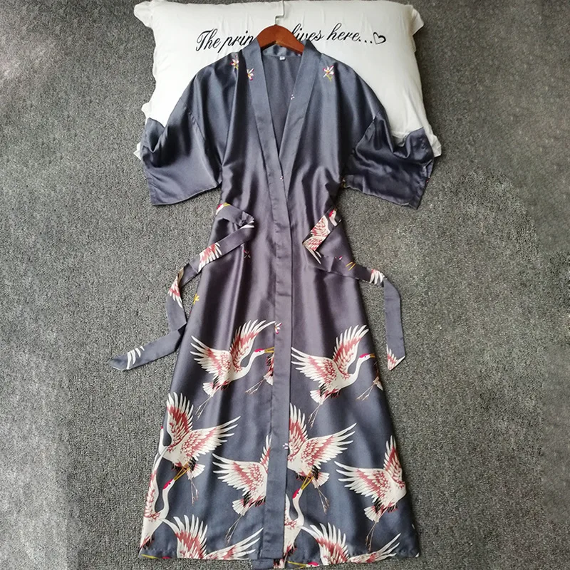 

Bride Bridesmaid Wedding Robe Kimono Gown Satin Bathrobe Women Sleepwear Print Nightdress Nightgown Silky Intimate Lingerie