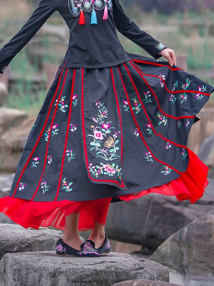 TIYIHAILEY Free Shipping High Quality Long Maxi Elastic Waist Women National Embroidery Spring Autumn Vintage Skirt Cotton Linen