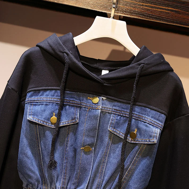 Женская джинсовая Толстовка составного кроя с капюшоном и поясом на