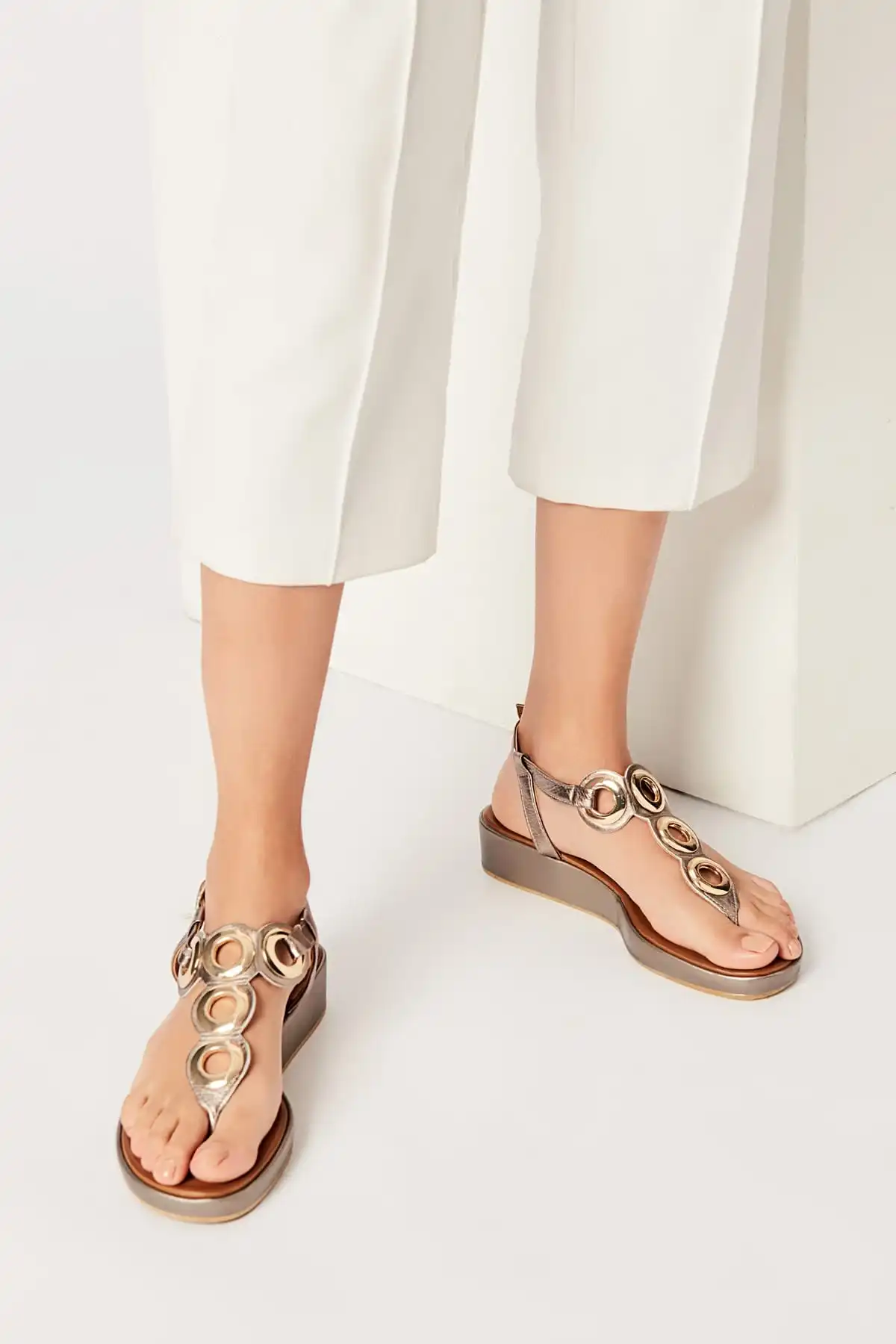 Женские медные сандалии из натуральной кожи с жемчугом коллекция 120130005435