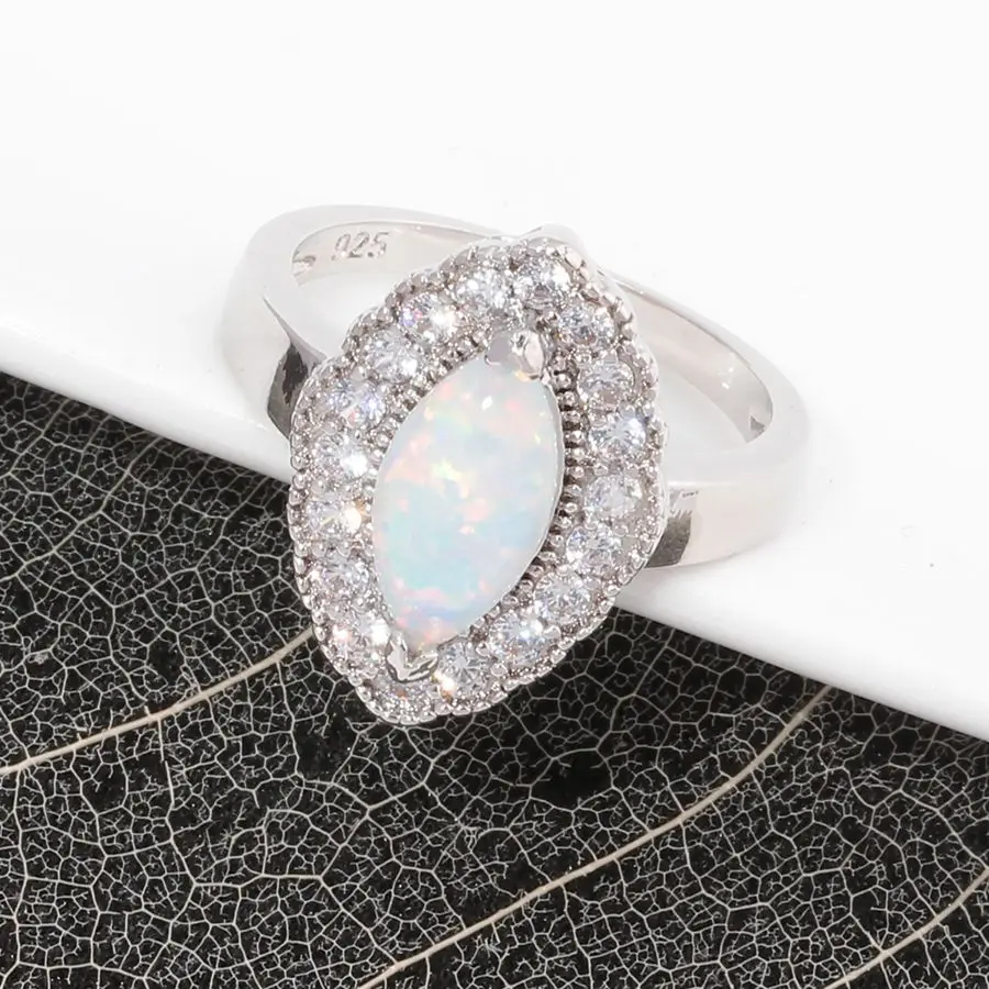 Женское кольцо с фианитом CiNily посеребренное Ювелирное Украшение белым огненным