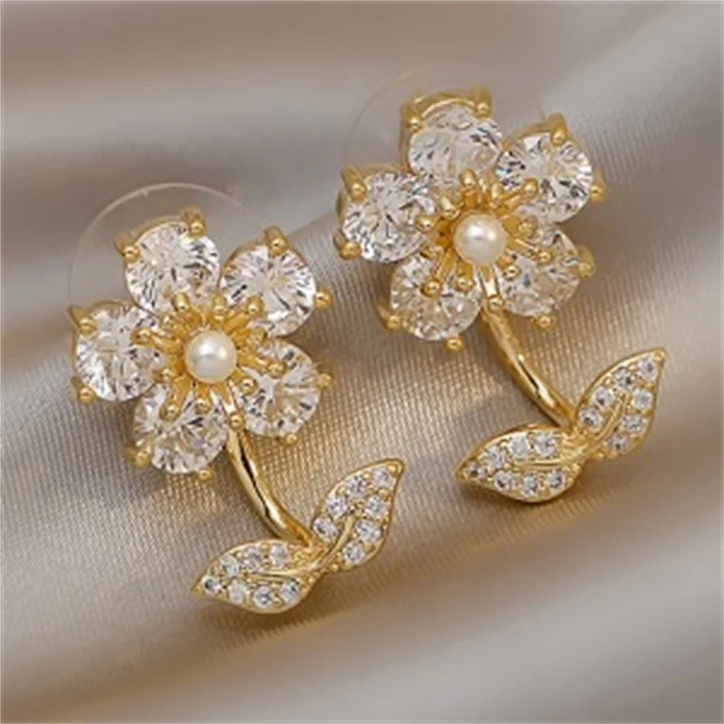 

S925 Silver Flower Sweet Exquisite Earrings Petal Leaf Round Pearl Brilliant Zircon Earrings For Women Party Jewelry Gift