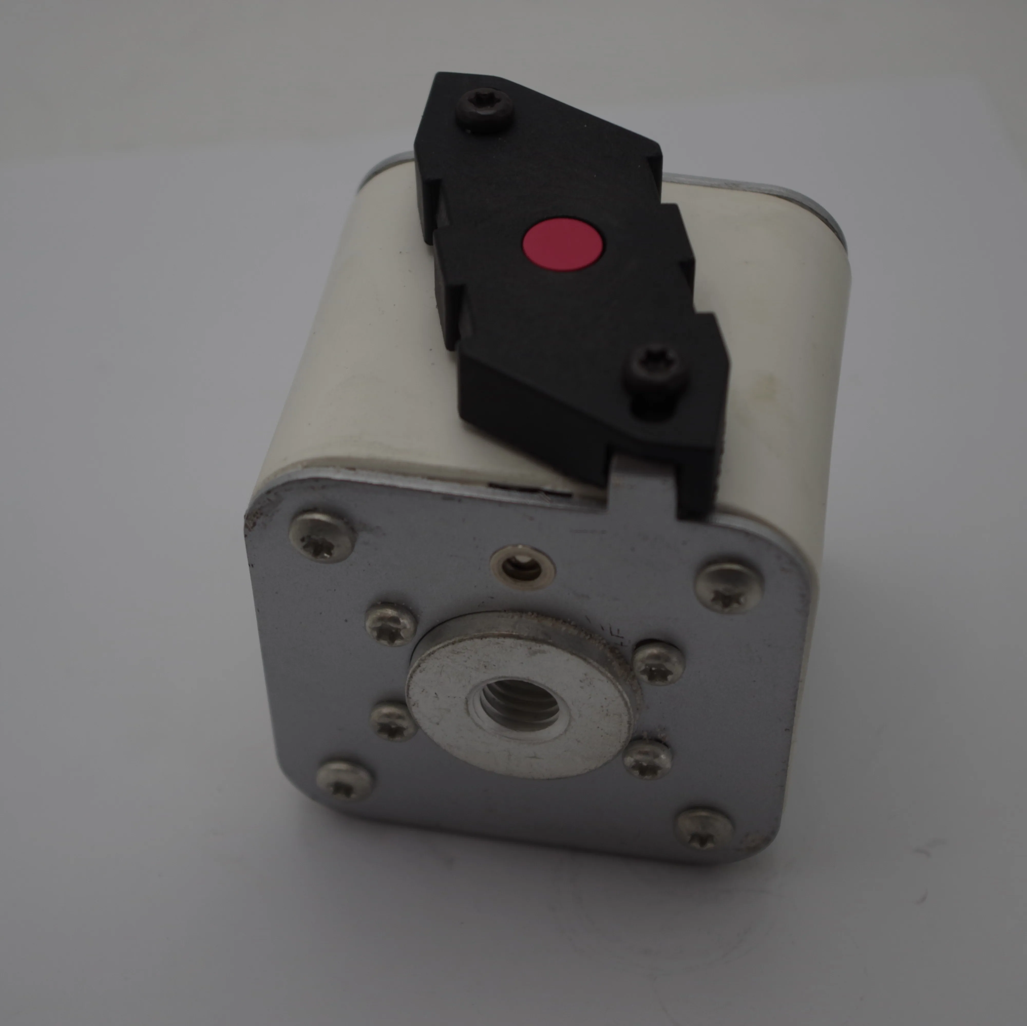 2078132.900 900A 1250V Fuse Link HRC for the Distribution Line of Local Short-circuit Protection | Обустройство дома