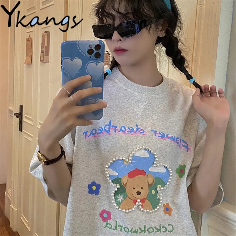 

Футболка женская свободного покроя в Корейском стиле, дизайнерский топ с круглым вырезом и короткими рукавами, с принтом Мишки и жемчужин, м...