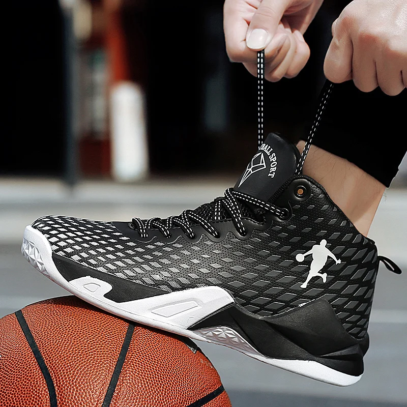 Мужские и женские кроссовки черные с высоким берцем на платформе спортивная