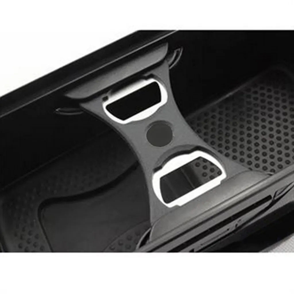 Многофункциональная открывалка для бутылок + разделитель подстаканника VW CC