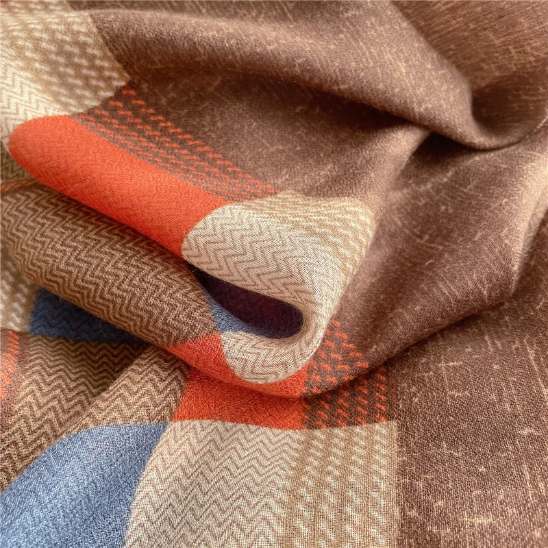 

2021 New Plaid Print Cotton Scarf for Women Bandana Spring Summer Large Shawls Beach Headscarf Hijab Stoles Autumn Warm Pashmina