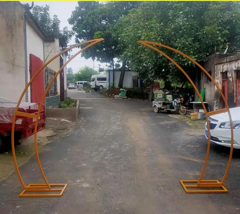 

Wedding props iron round background wedding decoration Niujiao gate crescent gate Ivory arch in welcome area