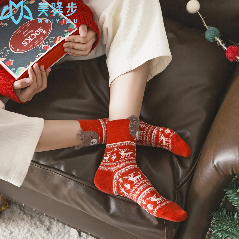 1 box is 4 Pairs Socks Women's Winter Women's Socks Big Red Gift Cotton Socks Gift Cartoon Women's Boxed Christmas Socks