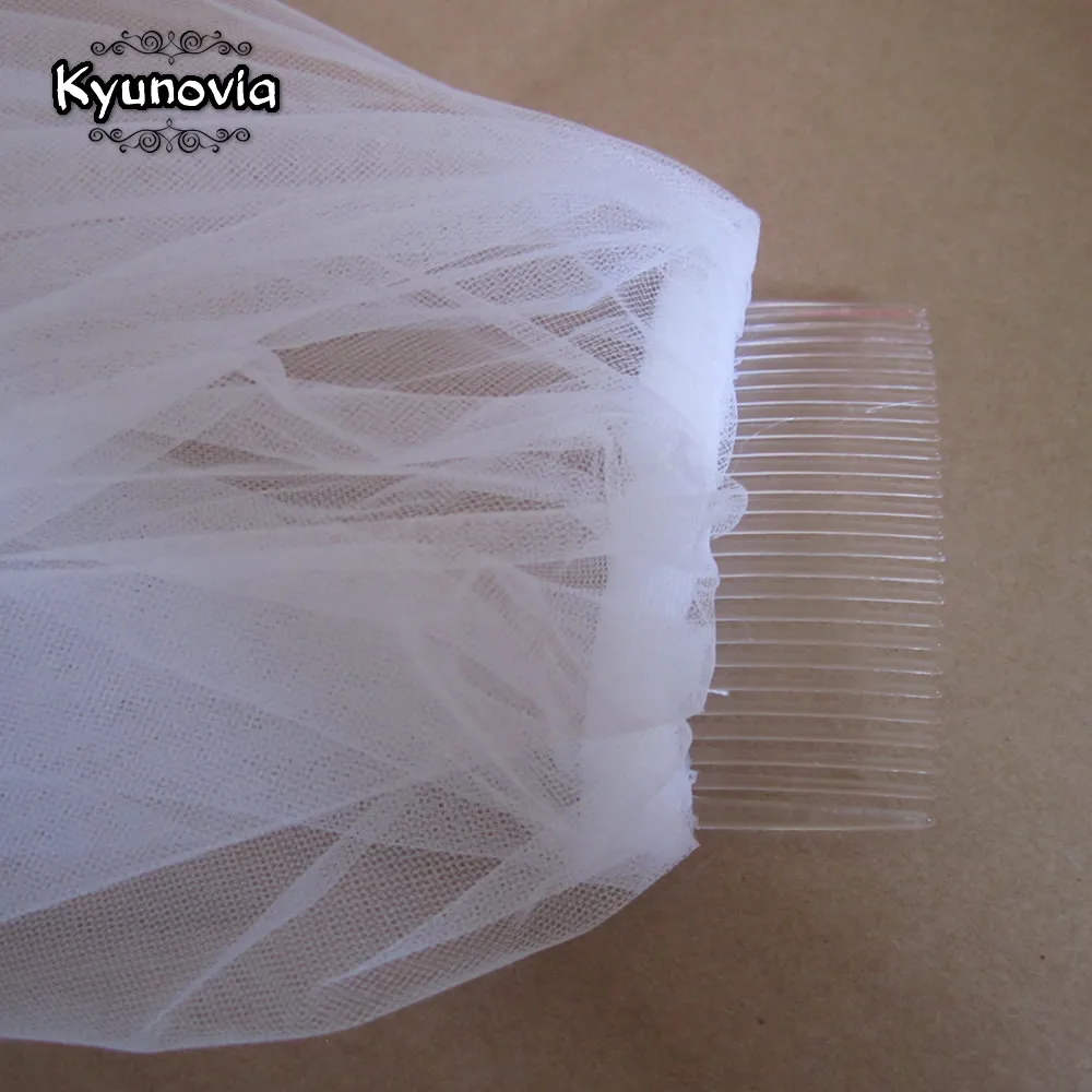 Kyunovia 2 яруса свадебная фата Красивая слоновая кость Соборная короткая свадебная фата с кружевным краем с гребнем Фата невесты A00187