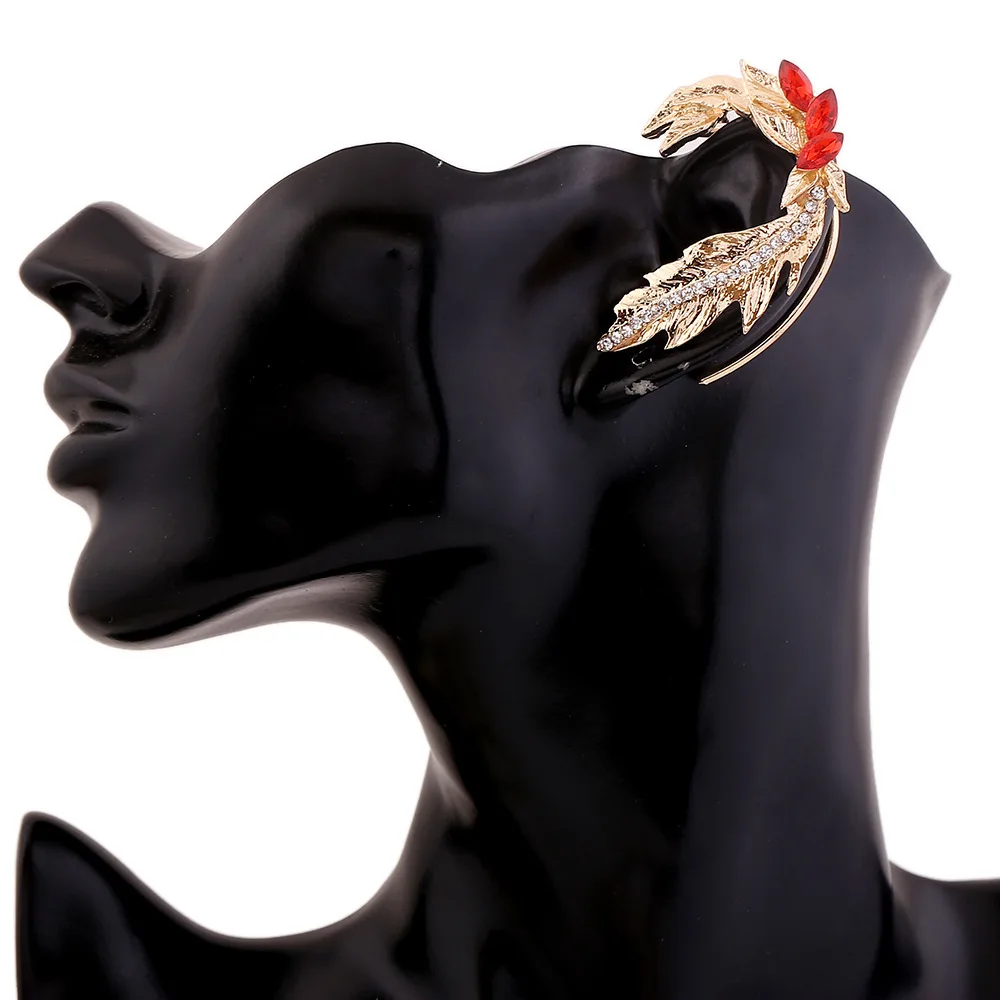 

Luxury Crystal Gem Leaves Rhinestone Night Club Hyperbole Ear Cuff Earrings Women Statement Clip Earrings Without Piercing 1pcs
