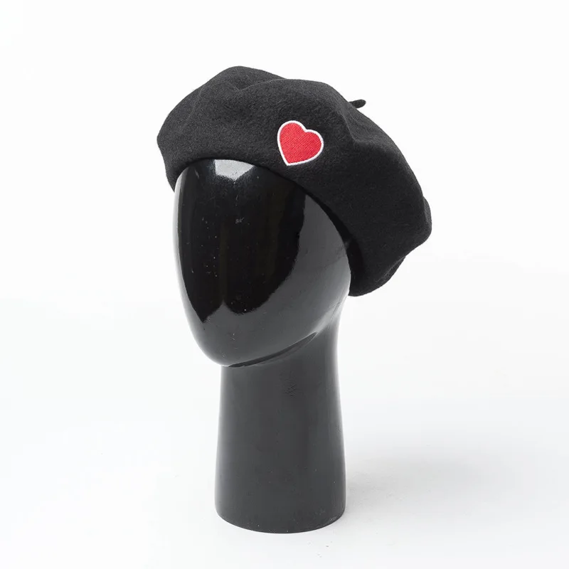 

Beret Women Hat Autumn Winter Wool Beret Lady Embroidered Heart Baret Cap Hat Warm Boina Painter Cap Vintage Gorra 2020 New