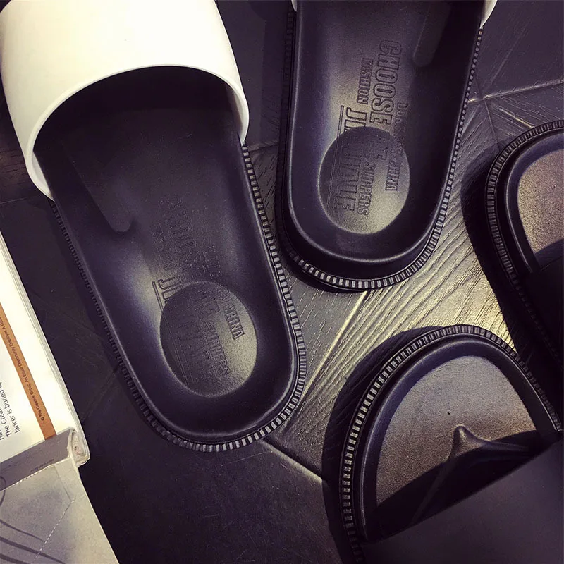 

Slippers personality ladies new pattern solid color black and white slippers 2021