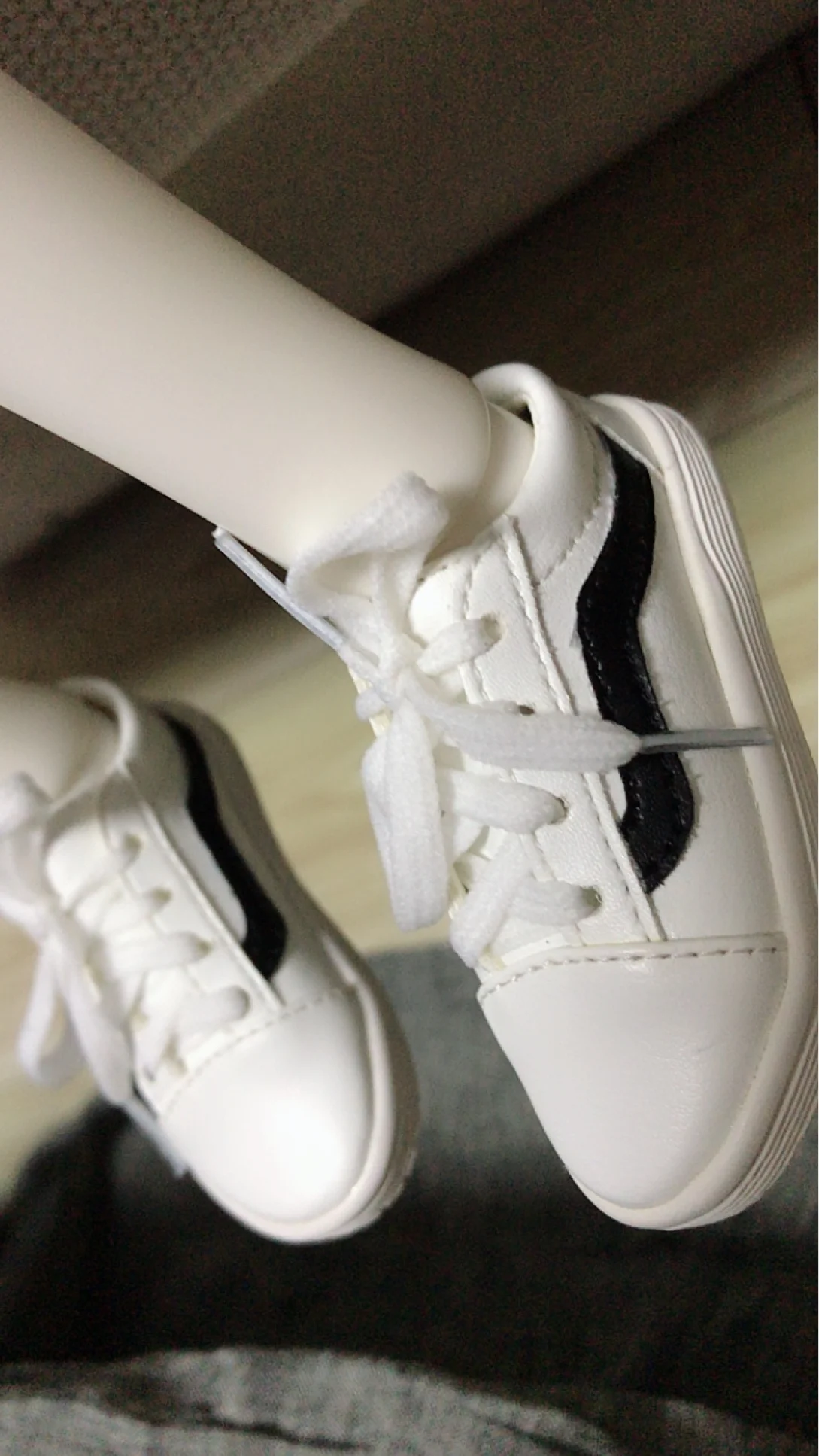 

D01-P739 Doll handmade 1/4 1/3 bjd MSD SSDF SD doll Accessories white black color Casual shoes 1 pair