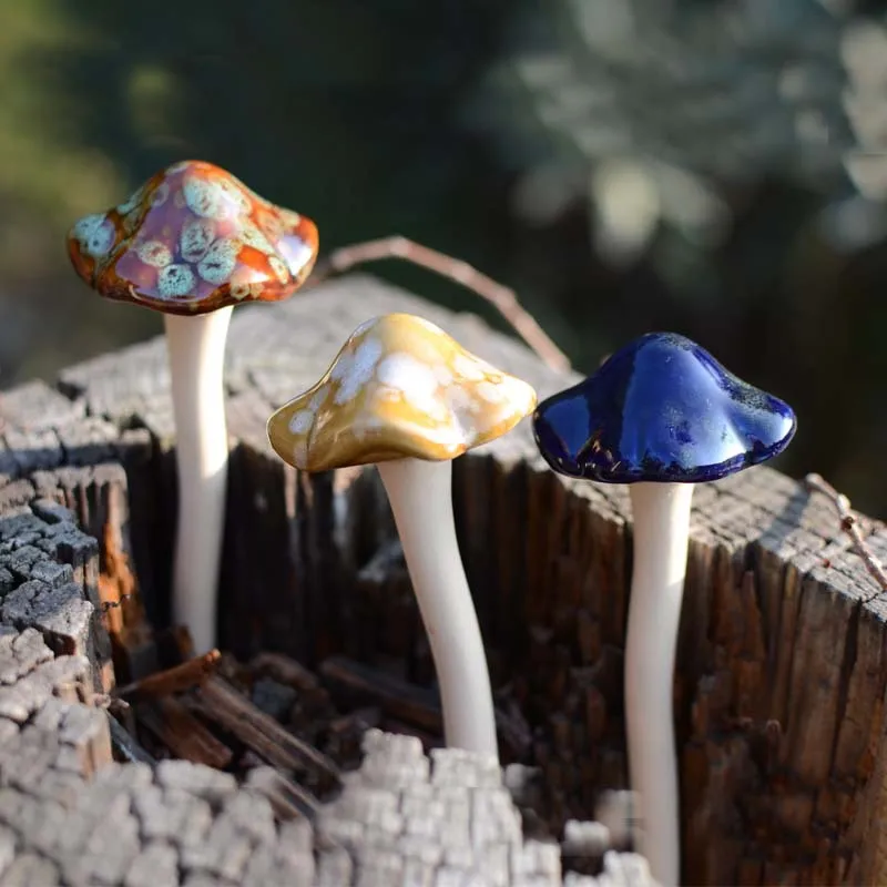 

4pcs Ceramic Mushroom Crafts Flower Pot Gardening Supplies Small Ornaments Succulent Moss Fresh Micro Landscape Decoration