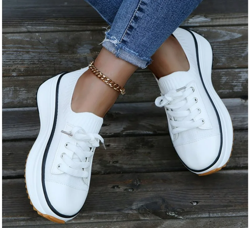 

Summer Women New Flat Bottom Lace Up Sports Shoes Fashionable Comfortable Breathable Hot Sale Platform Shoes