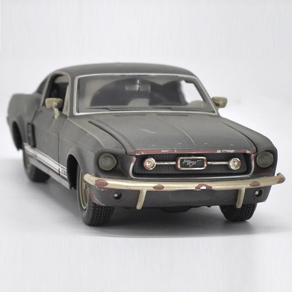 

Спортивная модель Maisto 1/24 1:24 1967 Ford Mustang GT в старой версии, литая модель для детей, мальчиков и девочек