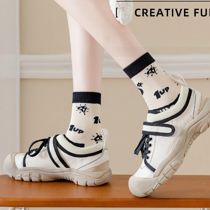 

Women Crew Socks Funny Cute Cartoon Animal Print Japanese Harajuku skateboard Socks 1 pair