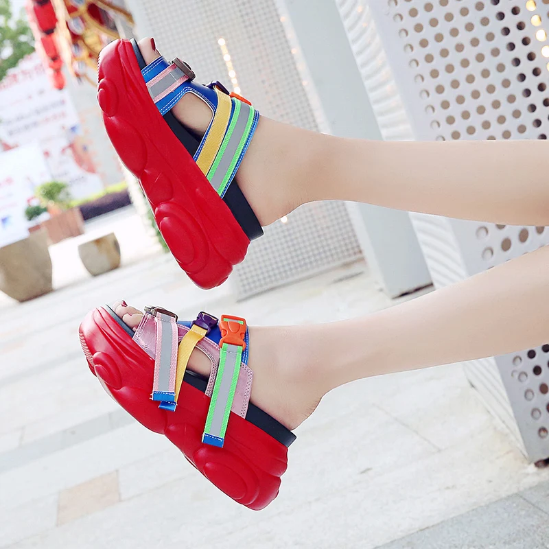 Сланцы женские на толстой подошве уличные тапочки симпатичная обувь высота 9 см/3