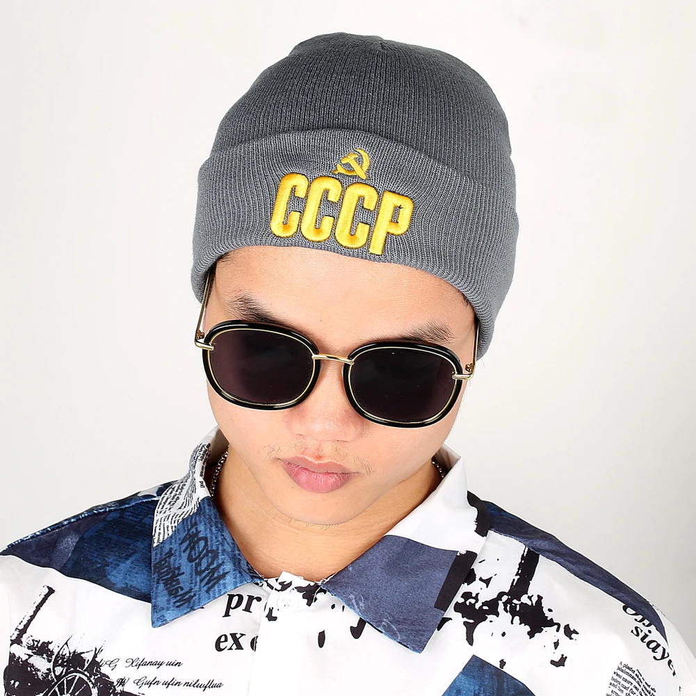 Шапка бини шапка с вышивкой буквами CCCP теплая зимняя вязаная мужская женская