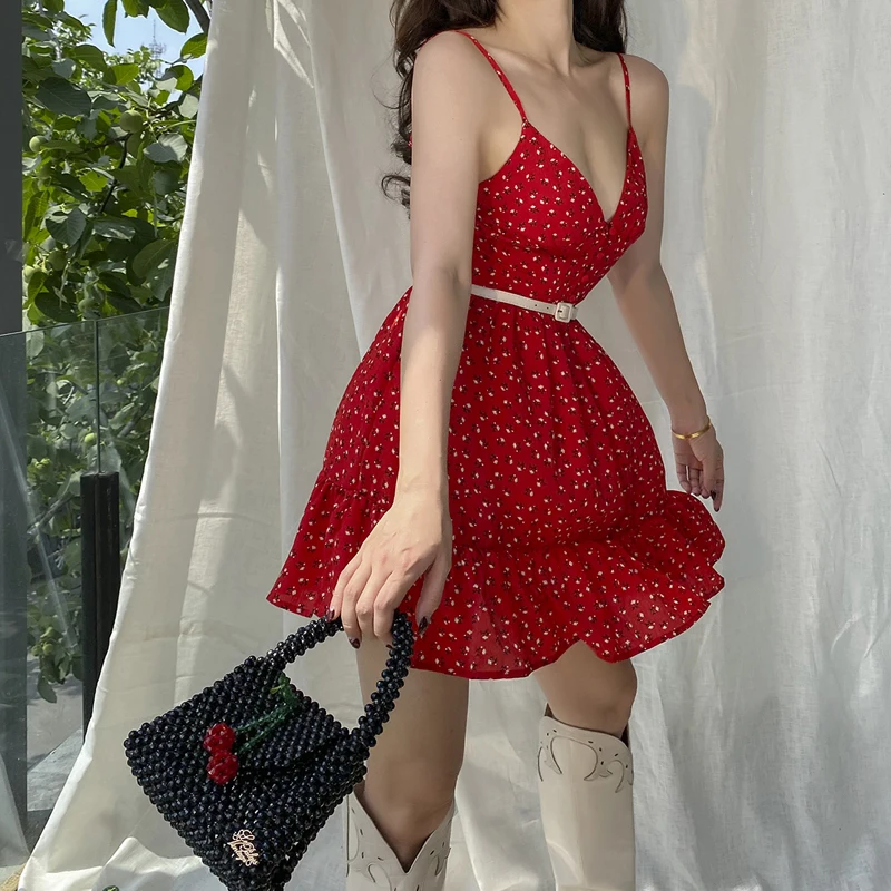 

2020 New Super Nice Red Floral Dress Above Knee Spaghetti Strap V-Neck Vintage Print Sexy Dresses for Women Collect Waist