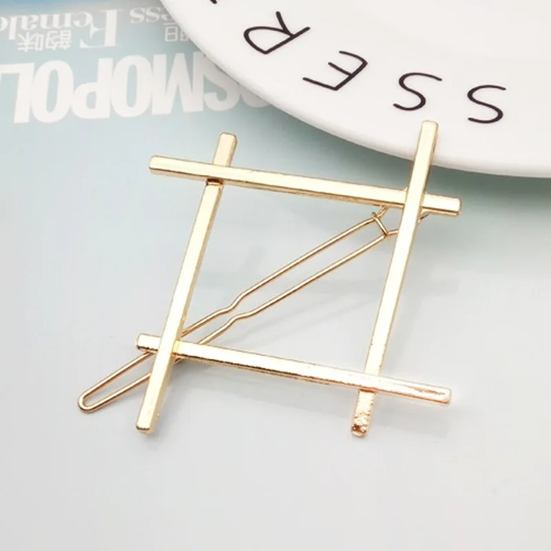 

Geometric Mental Hairpins for Girls Triangle Moon Hair Pin Lip Round Star Hair Clip for Women Barrettes Hair Accessories