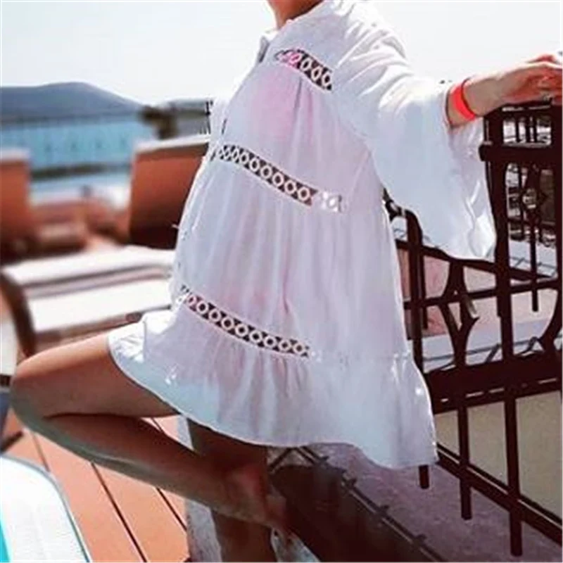 Сексуальное открытое мини платье с отложным воротником и пуговицами спереди