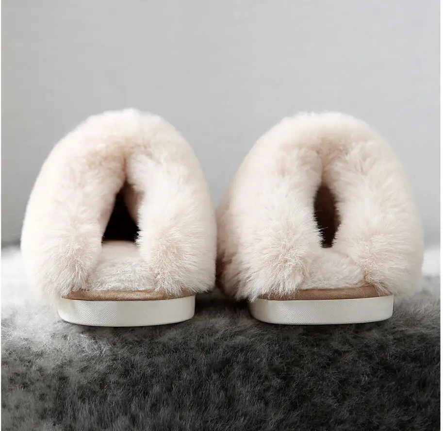 

2020 Hot thick fur indoor slippers men faux suede cheaper Household shoes plush winter slippers men warm comfortable male slide