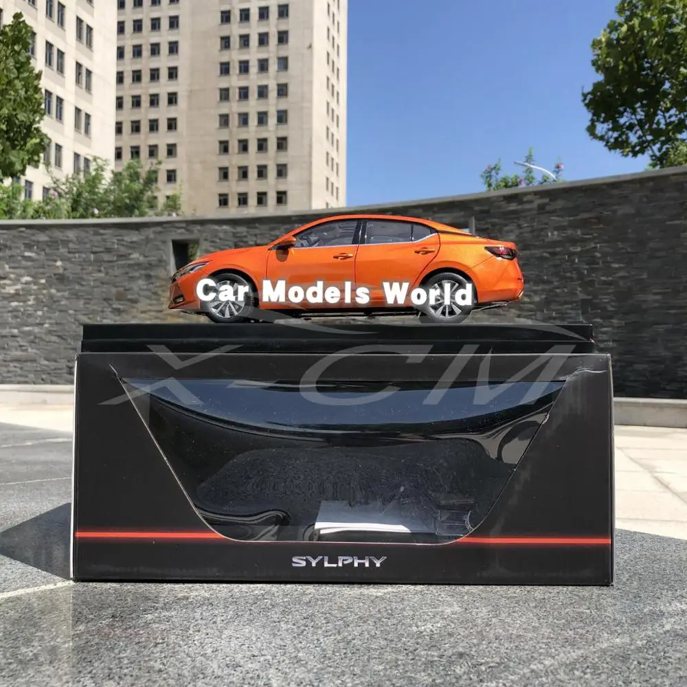 Модель литая автомобиля для Sylphy 2020 1:18 (оранжевый) + небольшой подарок! | Игрушки и