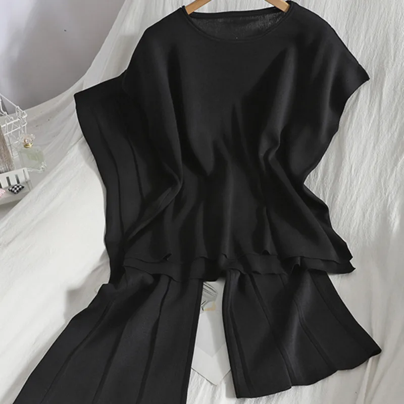 Женский трикотажный костюм свитер и широкие брюки комплект из 2 предметов |