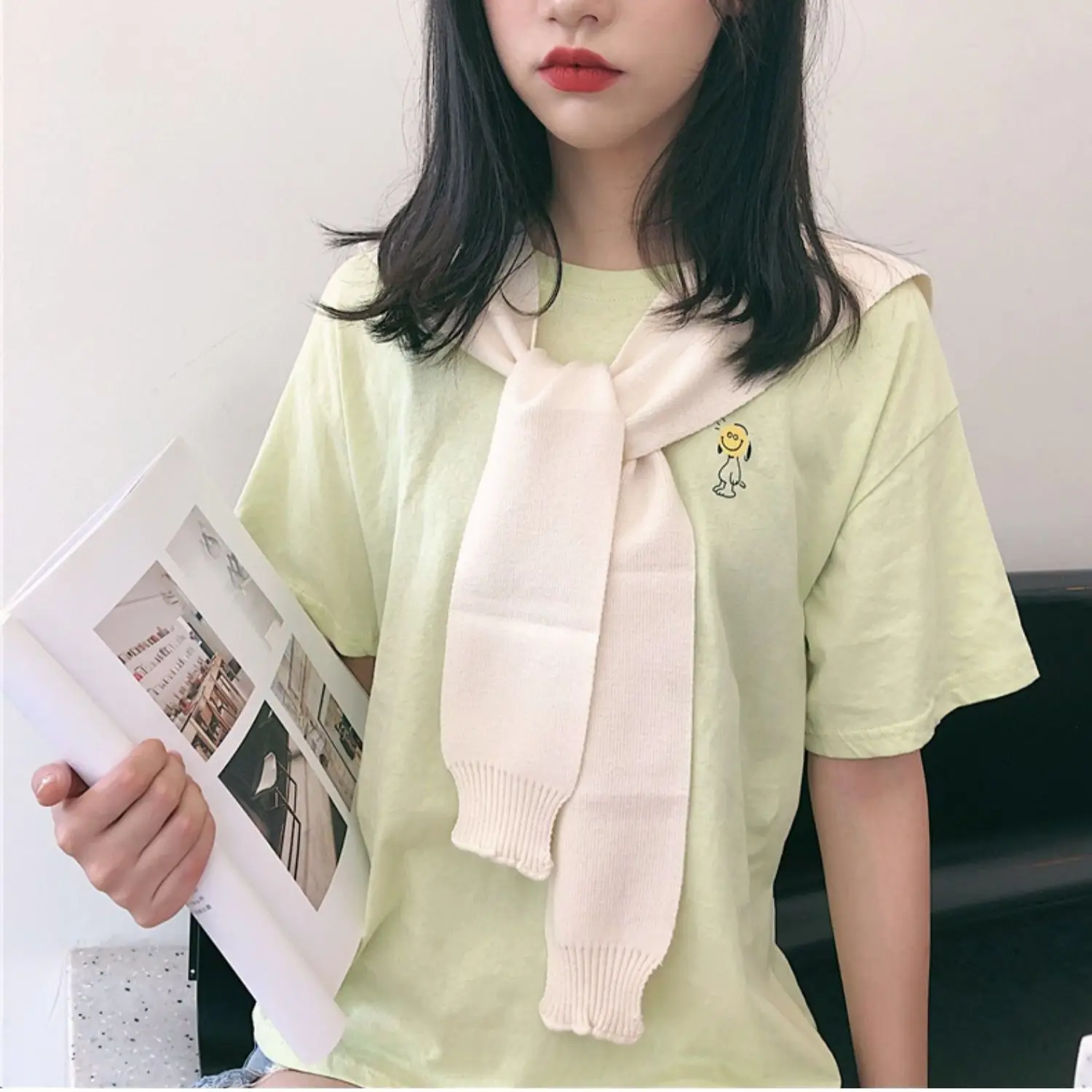 

Women Solid Shrugs Simple Knitwear All-match Shawls Decorate Fashionable Females Wraps Cover Tops Teenagers Shoulder Scarf Chic