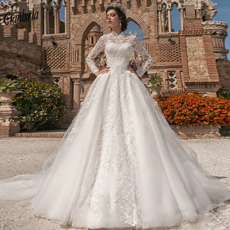 

Роскошное Свадебное платье с высоким воротом и длинным рукавом