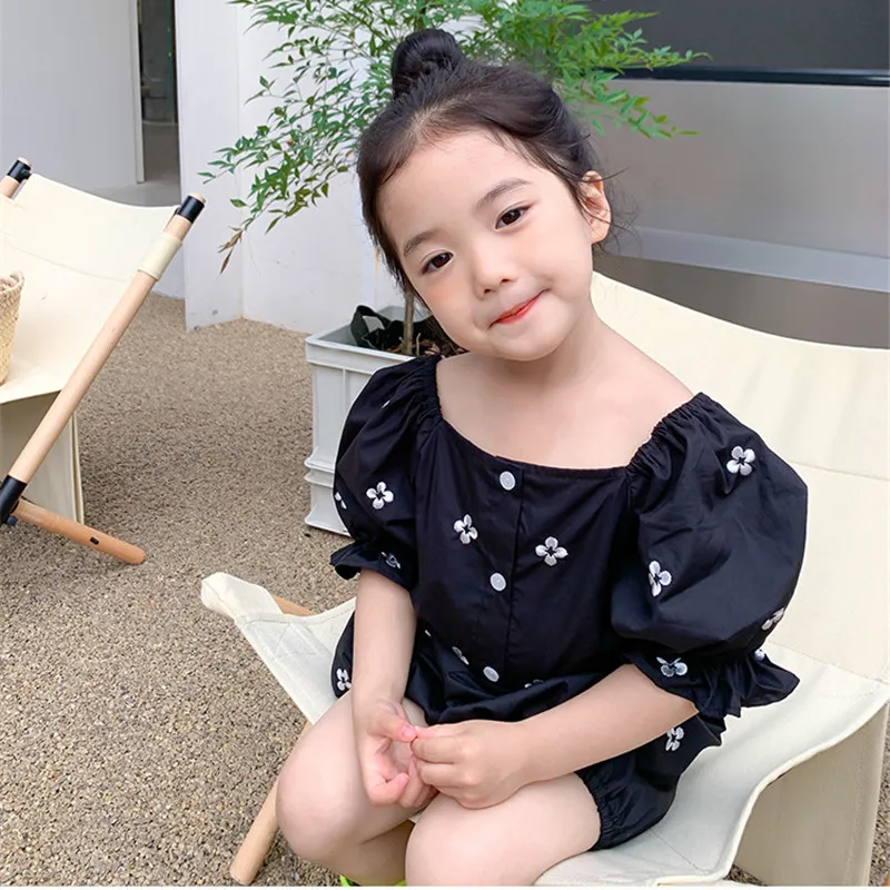 

2021 New Summer Girls Black White Embroidery Floral Clothes Sets Cotton Short Sleeve Blouses Shorts 2Pcs Suit Kids Outfits