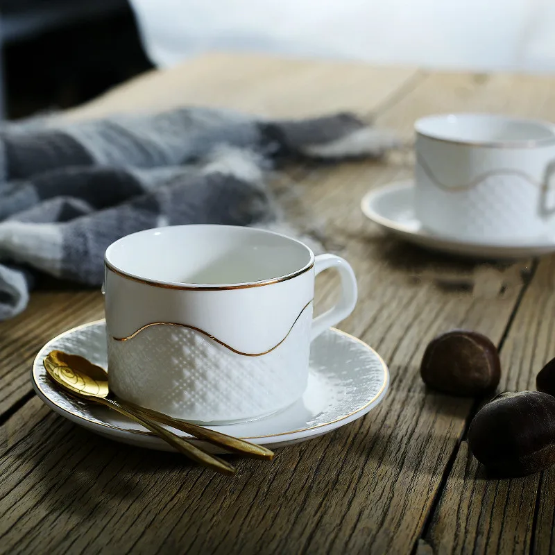 

Cultural Artistic Integration100-200ml Ceramic Coffee Cup Set Simple Gold Design Mug Cup and Dish Set Gift Coffee Shop Drinkware