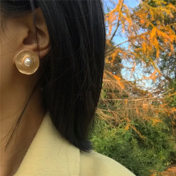 2019 винтажные жемчужные золотые серьги для женщин преувеличенные клипсы без