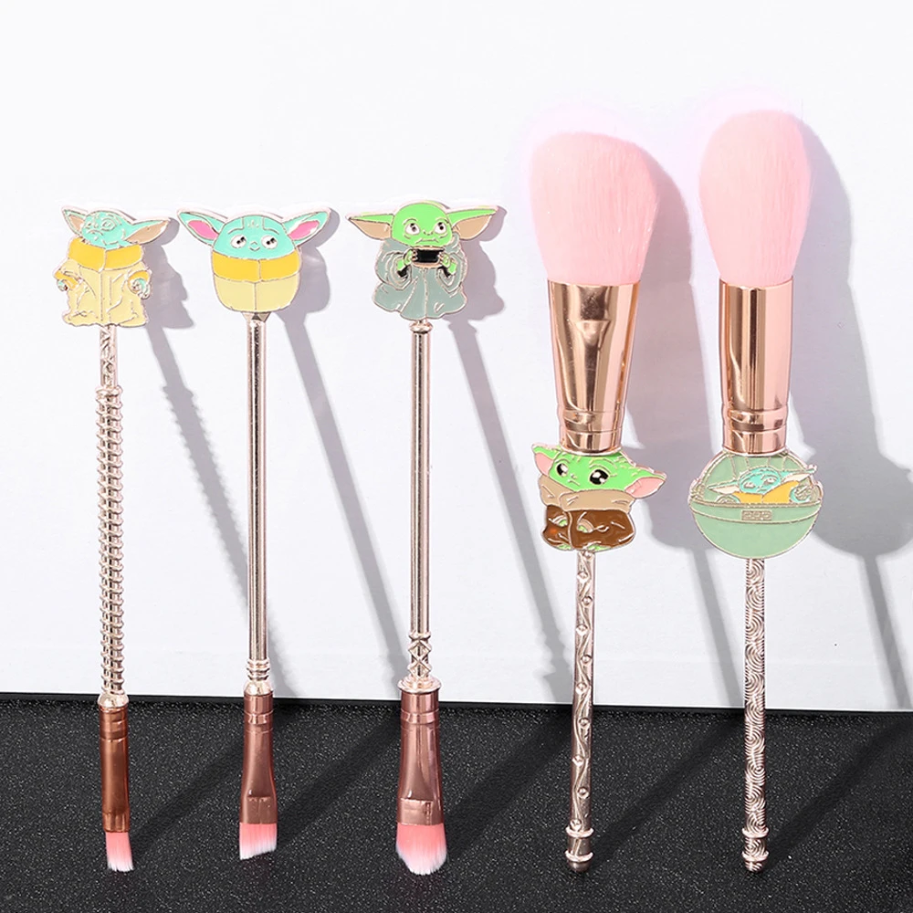 

Mandalorian Yoda Baby Makeup Brush Cosmetics Beauty Tools Star Wars Kawaii Action Figure Anime Gift For Girlfriend