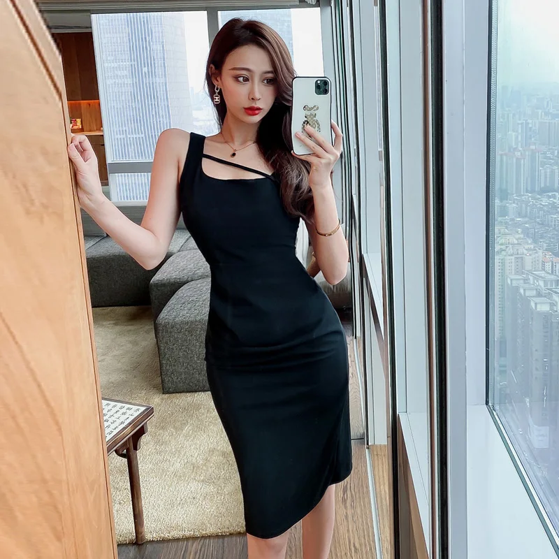 

Женские платья МАЗ