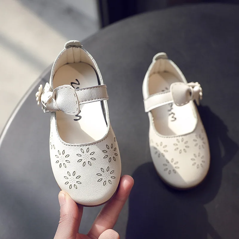 

COZULMA New 2020 Kids Sandals for Baby Girls Bow Leather Shoes Children Soft Sole Cute Princess Sandals for Girls Casual Shoes