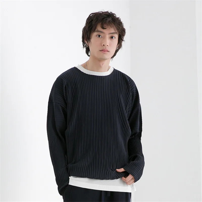 

Miyake ruffle men's trend graffiti printing long-sleeved T-shirt Japanese loose pullover top casual all-match top T-shirt men