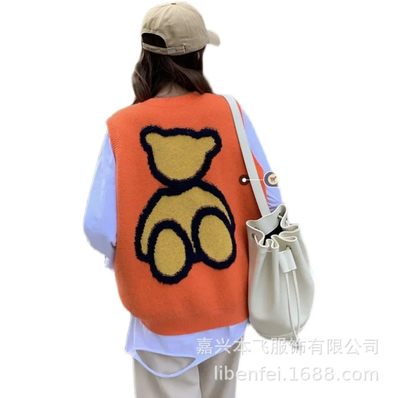 

Bear waistcoat female round neck simple slim versatile casual Korean girls chic fashion autumn and winter sleeveless sweater