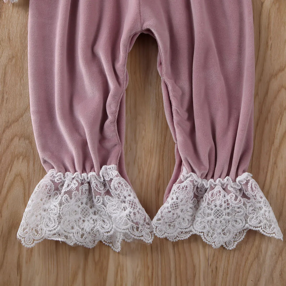 Новинка 2020 комбинезон для новорожденных девочек с кружевом бархатным плюшем