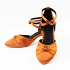 Женские атласные танцевальные туфли USHINE, оранжевые, черные туфли на каблуке 7 см5 см для бальных танцев, танго, латинских танцев, сальсы
