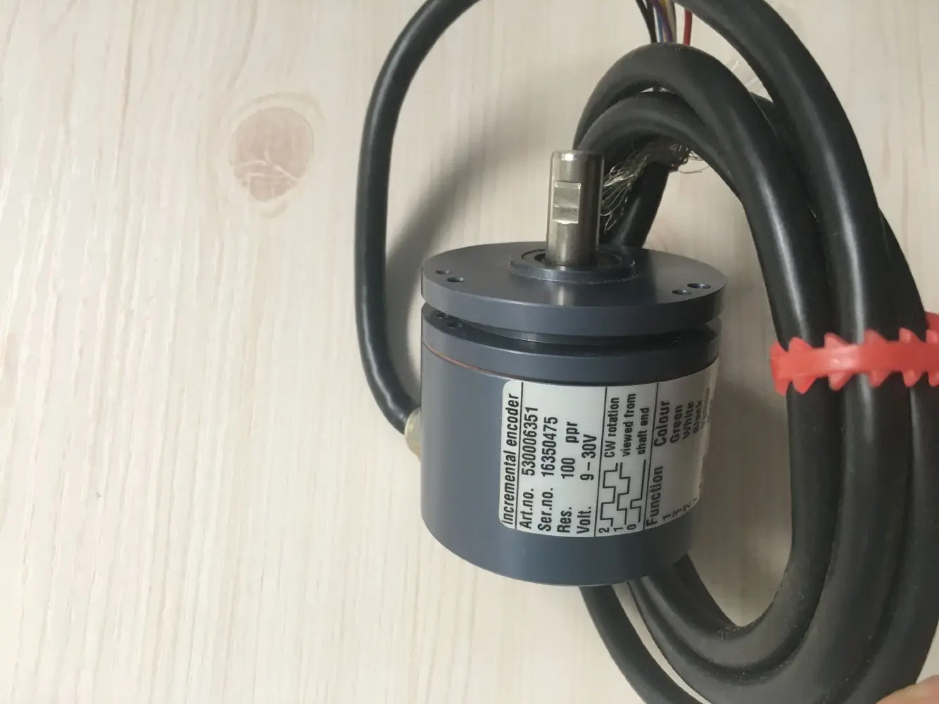 

Leine Linde 530006351 Encoder Used In Good Condition