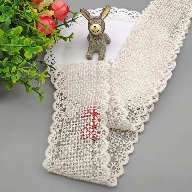 

5yards white Lace ribbon fabric Webbing Decoration sun Gift Packing Polyester Material DIY tablecloth Skirt Fashion Accessories