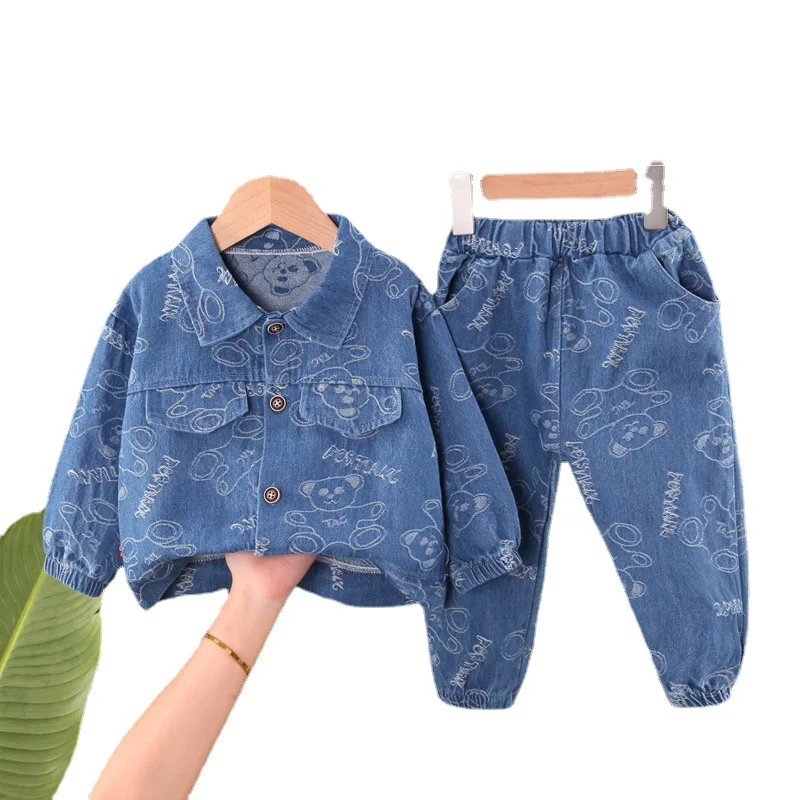 

Джинсовая блузка и брюки для мальчиков, с мультяшным принтом