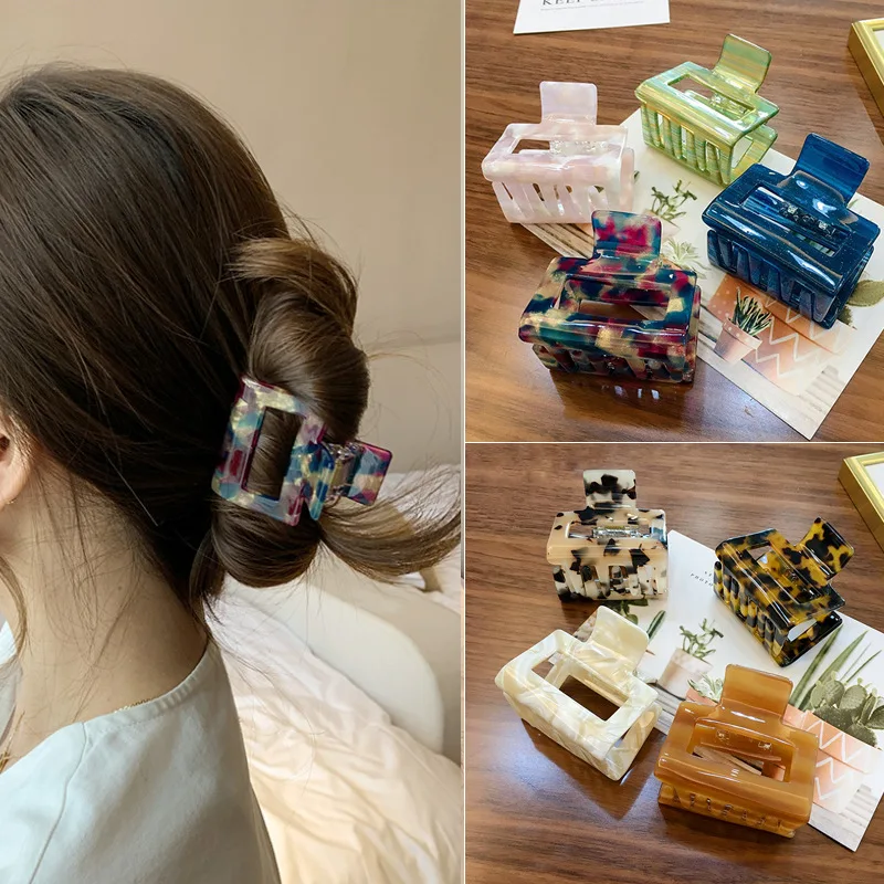 

The new Korean version of the simple leopard print medium and small clip clip headdress back head shark clip bath plate hairpin