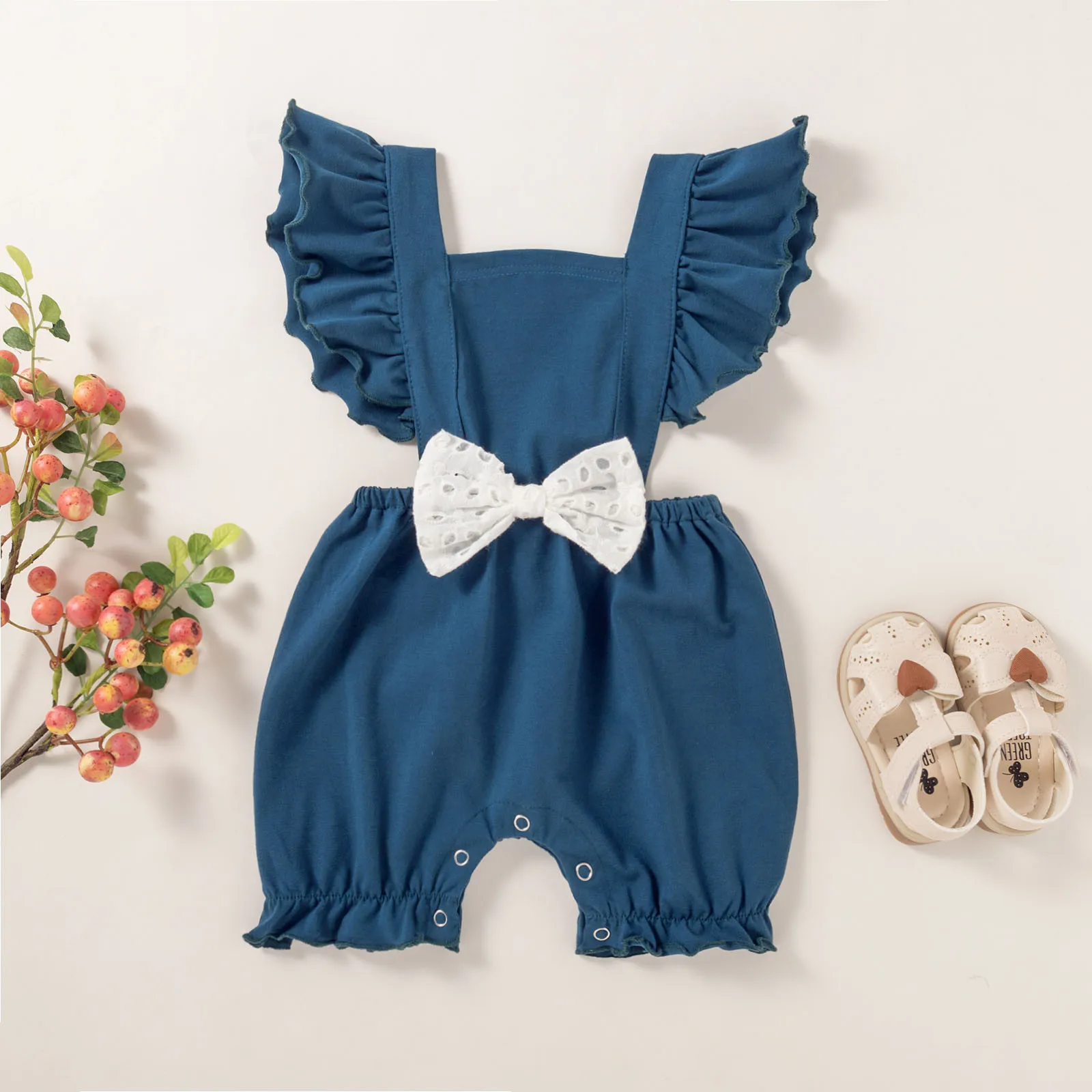 

Однотонный комбинезон для маленьких девочек, с оборками, с рукавами-фонариками и бантом