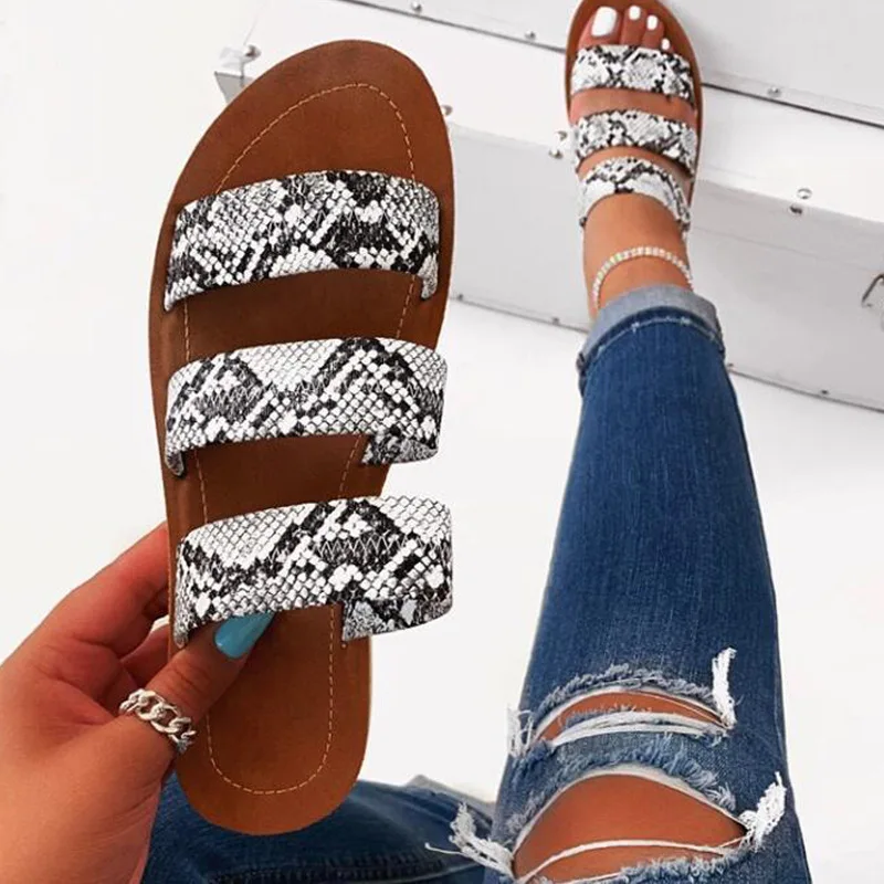 Summer Slippers sandals Shoes Woman 2021 Outdoor Flat Beach Slides Snake design fashion Laides Shoes