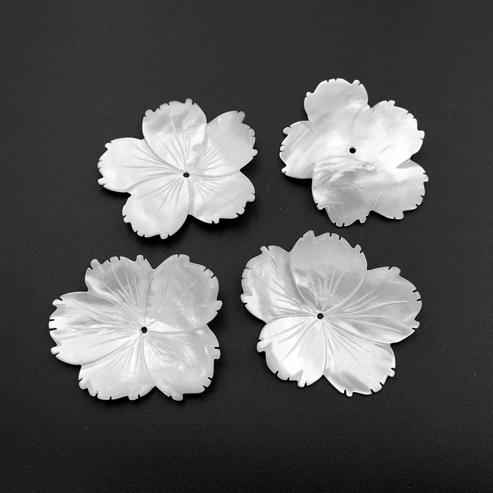 (10 шт./лот) Новые резные швабры белый корпус просверленные бусины Цветок Кулон
