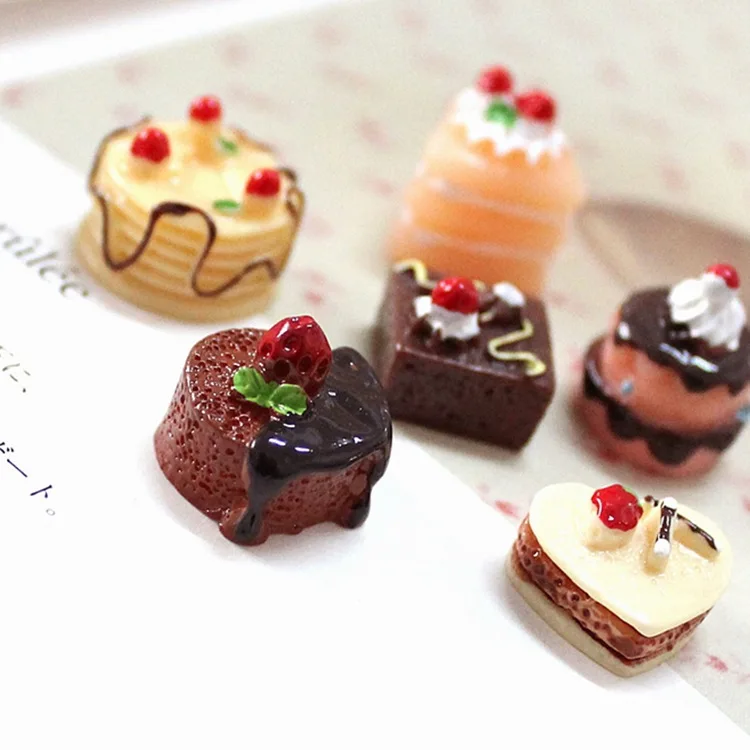 

8 pcs Mini Cake Desert Resin Bread Breakfast Food For Mininature Home Decoration